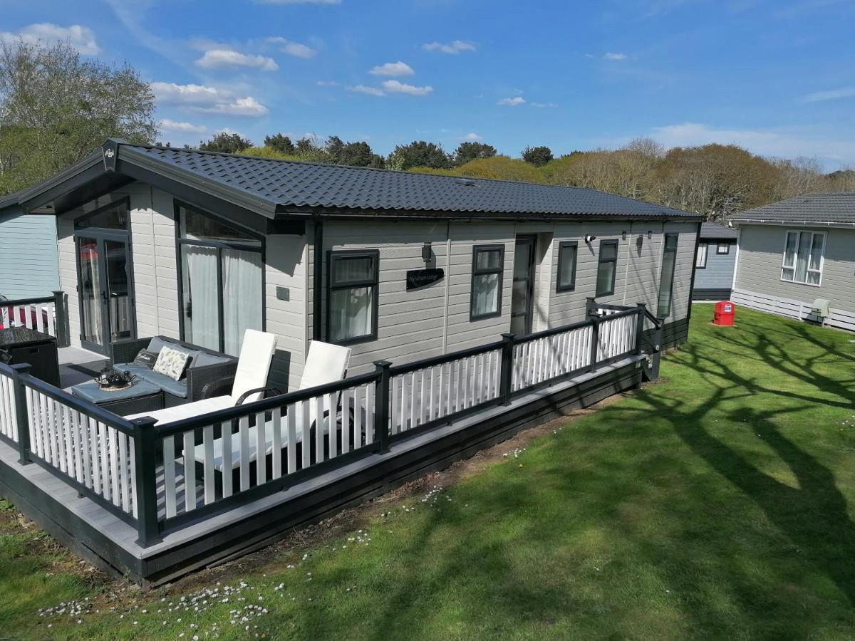 Luxury Lodge On Edge Of New Forest And 800M From Sea Entertainment And Leisure Passes Included Milford on Sea Zewnętrze zdjęcie