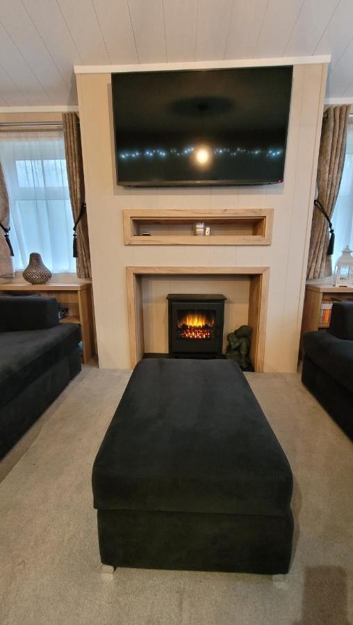 Luxury Lodge On Edge Of New Forest And 800M From Sea Entertainment And Leisure Passes Included Milford on Sea Zewnętrze zdjęcie